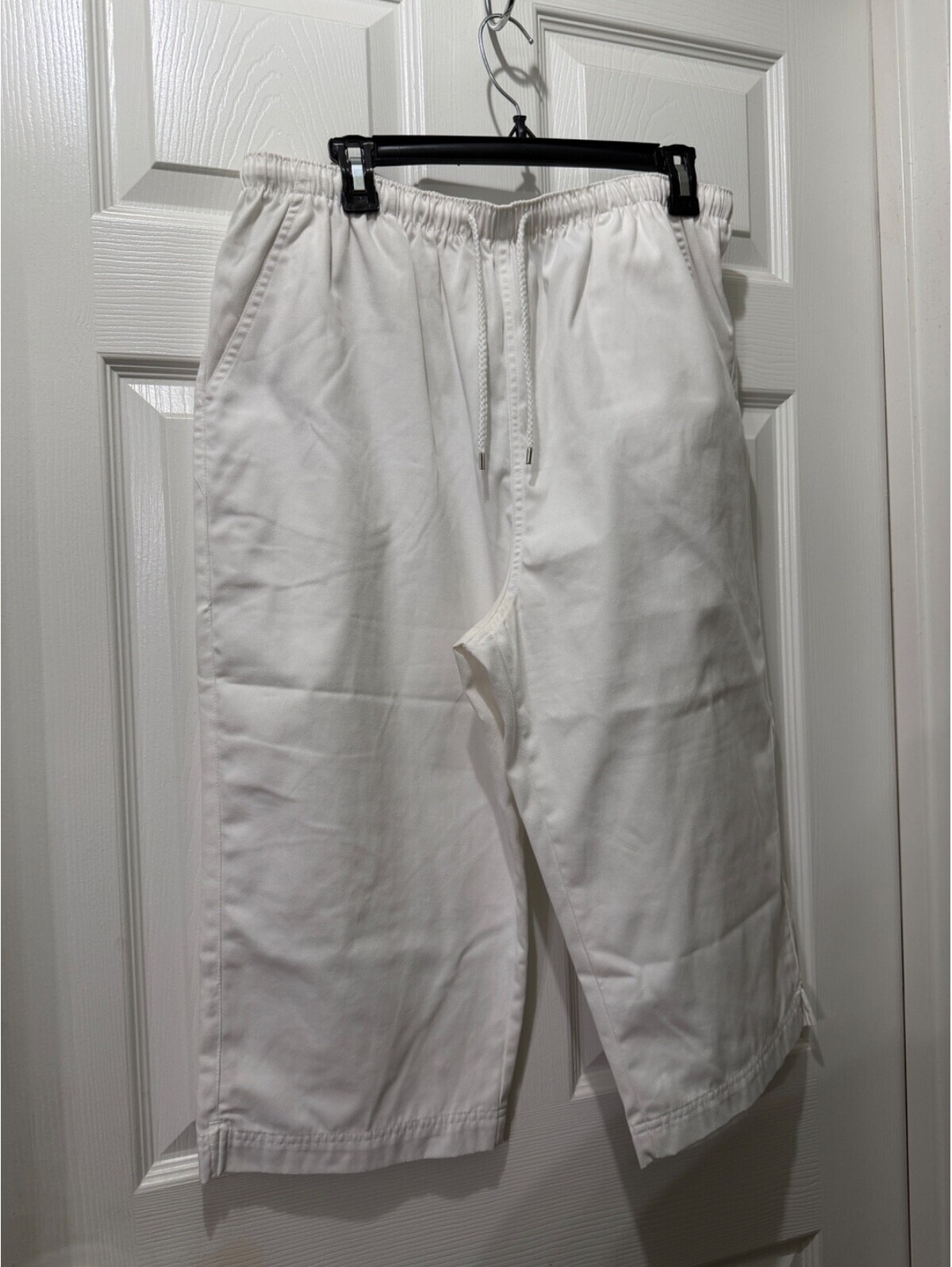 Paradise Bay Petites White Elastic Waist Drawstring Capris 16p